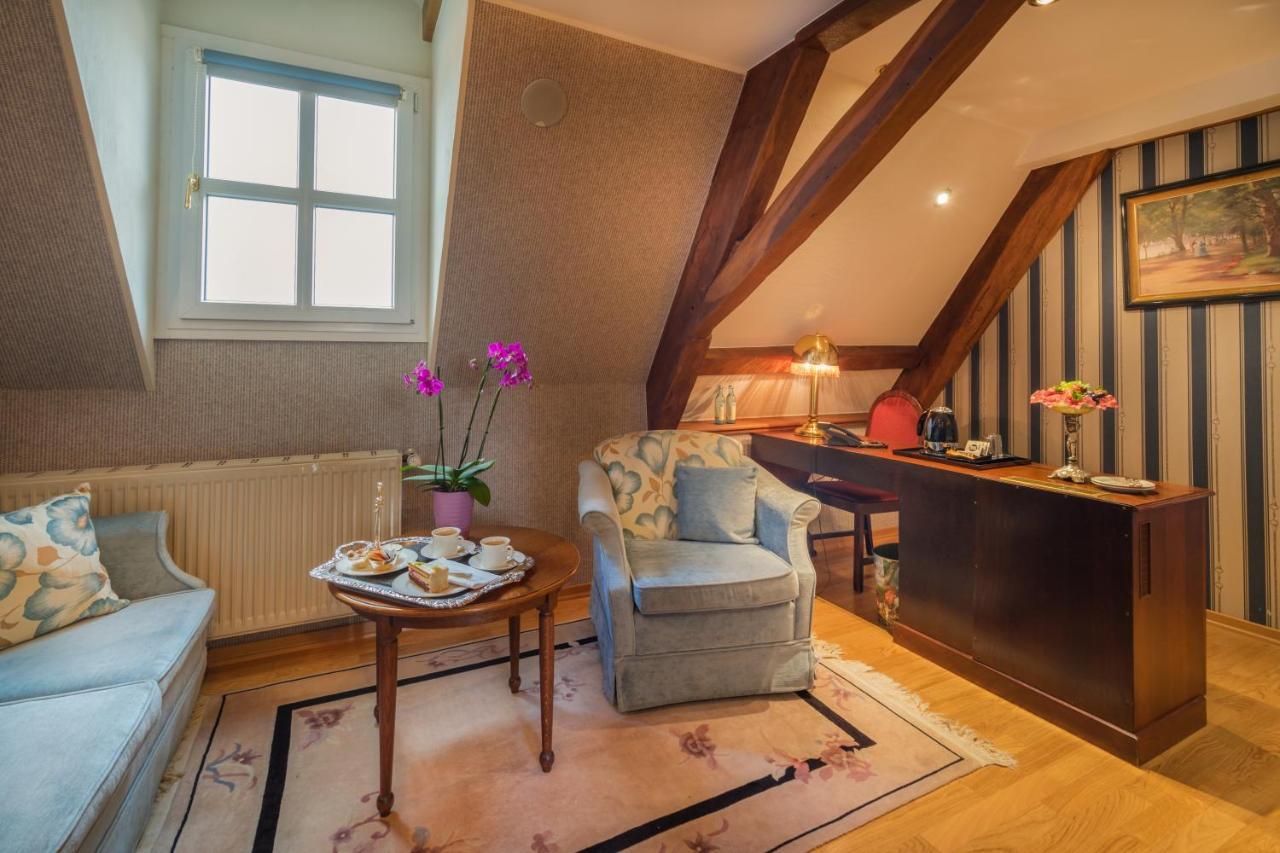 Schlosshotel Kurfuerstliches Amtshaus Dauner Burg Экстерьер фото