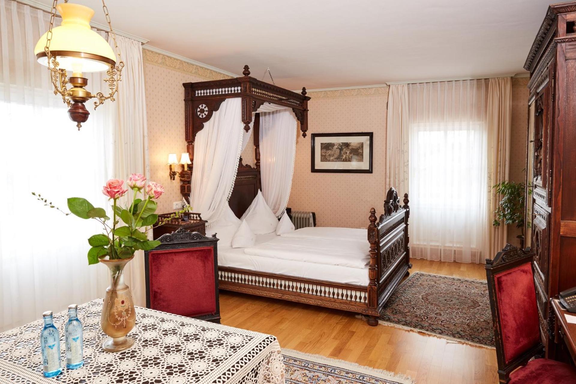 Schlosshotel Kurfuerstliches Amtshaus Dauner Burg Экстерьер фото