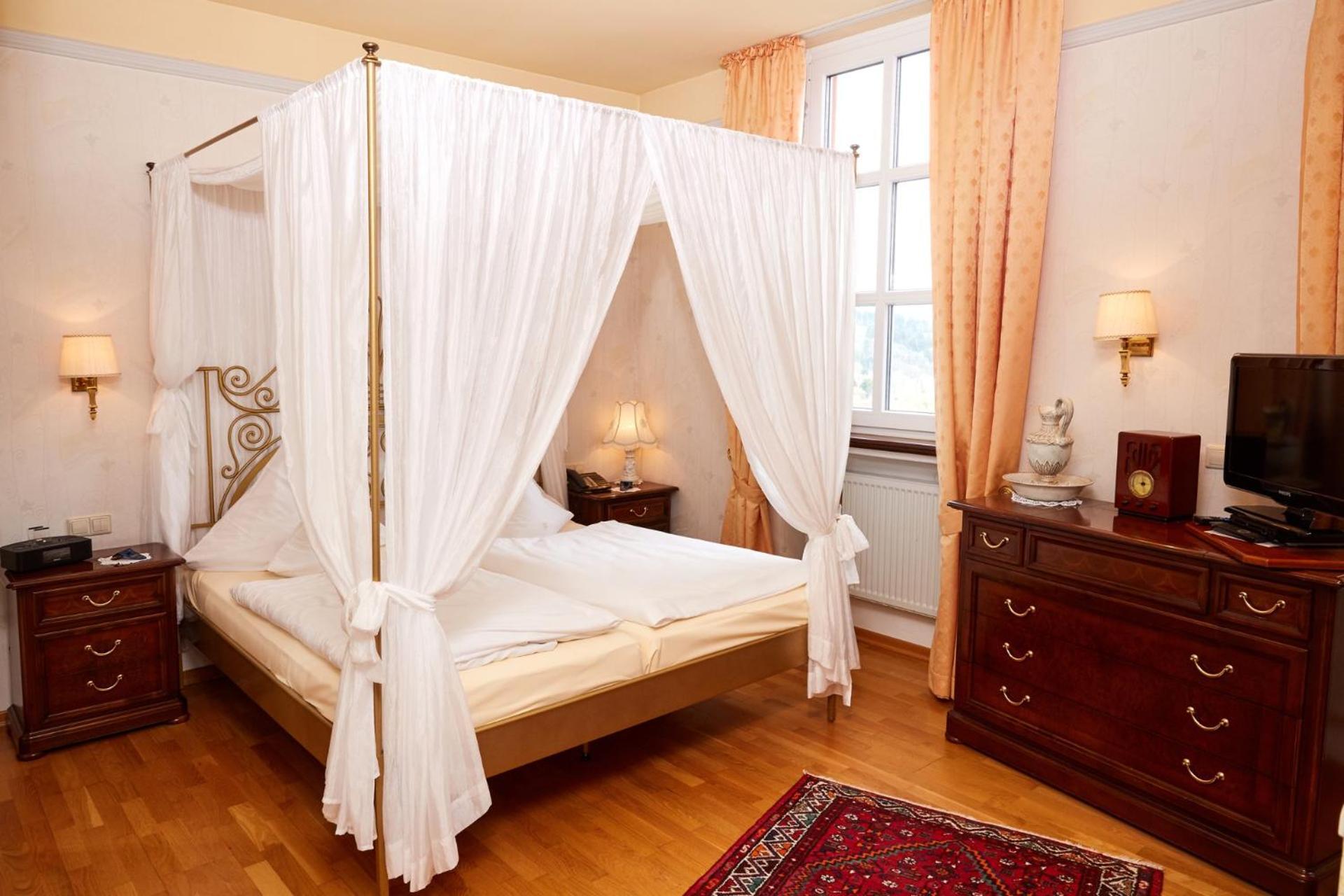 Schlosshotel Kurfuerstliches Amtshaus Dauner Burg Экстерьер фото