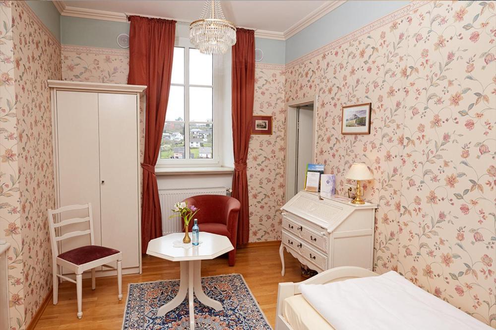 Schlosshotel Kurfuerstliches Amtshaus Dauner Burg Экстерьер фото
