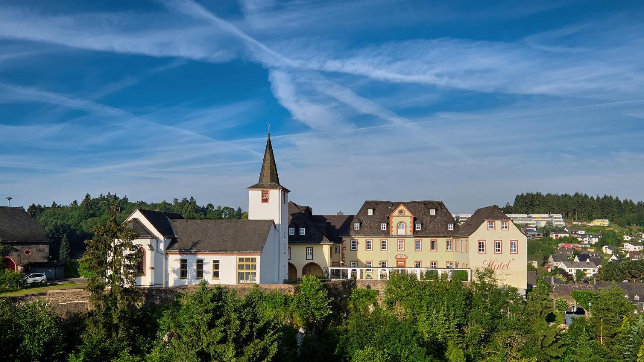 Schlosshotel Kurfuerstliches Amtshaus Dauner Burg Экстерьер фото