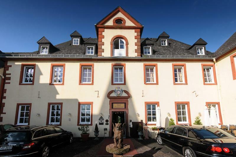 Schlosshotel Kurfuerstliches Amtshaus Dauner Burg Экстерьер фото